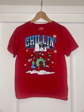 Snoopy Peanuts Red 'Chillin' Snoopy Holiday Tee